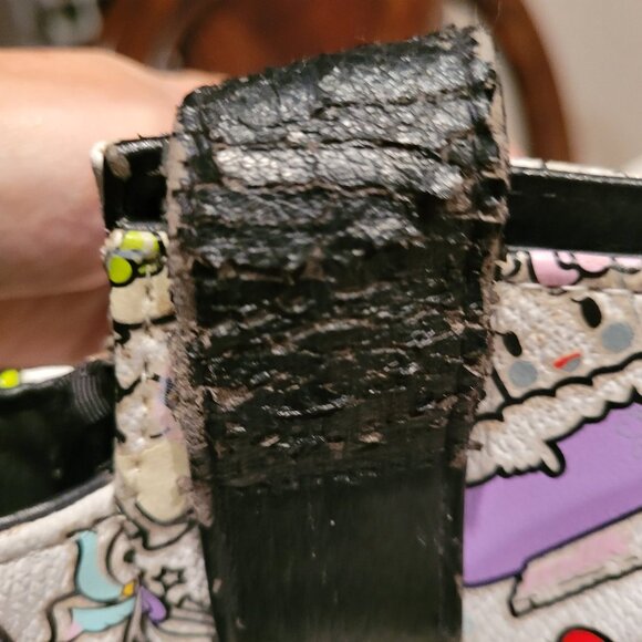 Vintage Tokidoki x Nooka for Hello Kitty Y2K Purse - Picture 8 of 9